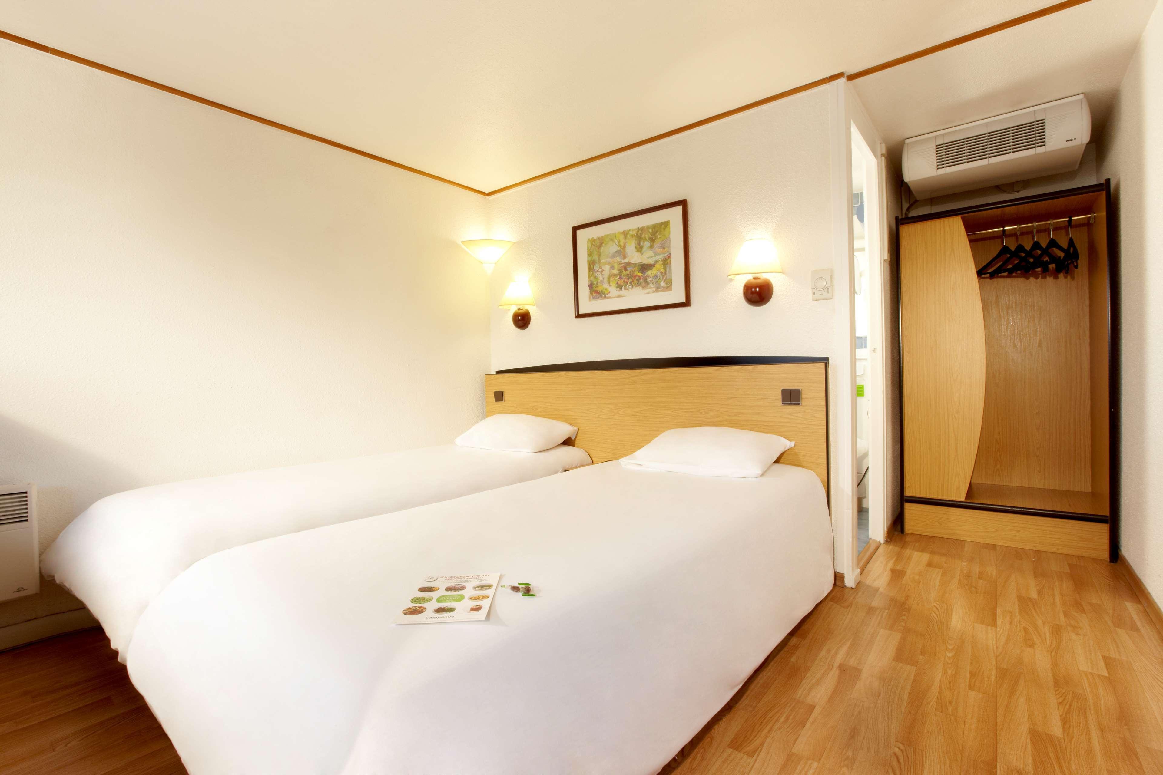 Campanile Salon-De-Provence Hotel Kültér fotó