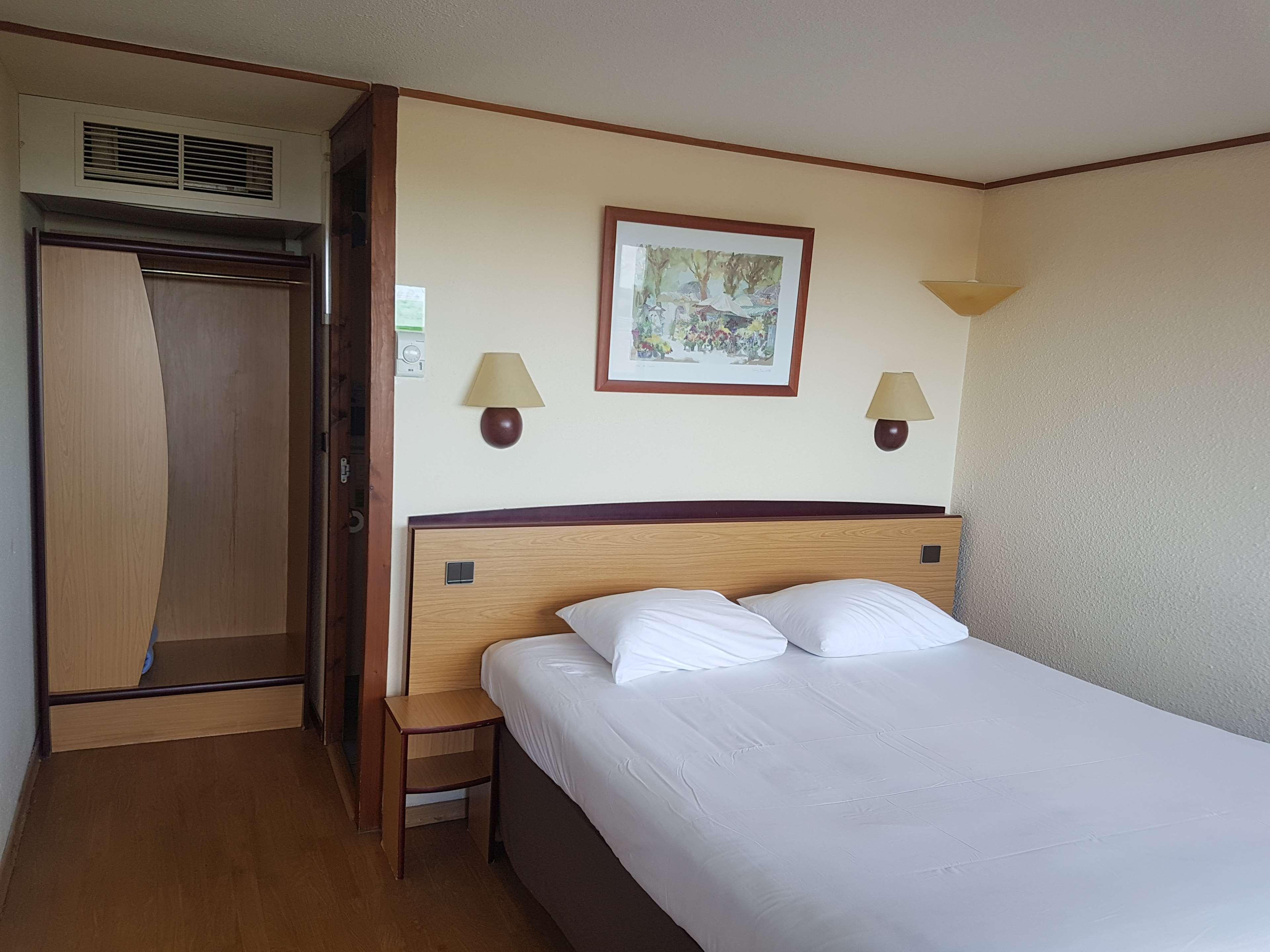 Campanile Salon-De-Provence Hotel Kültér fotó